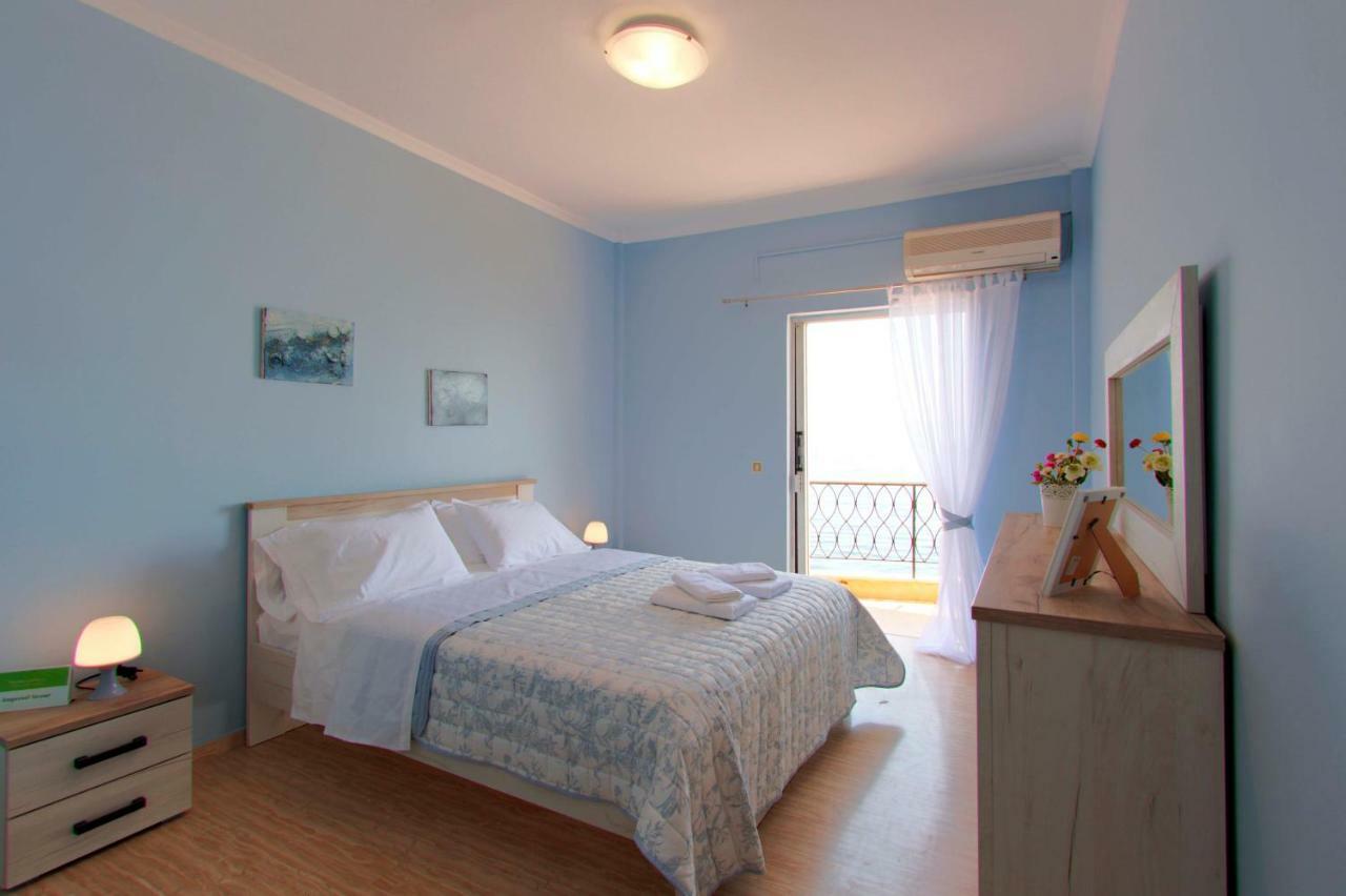 T8 Apartment On The Beach Benitses  Zewnętrze zdjęcie